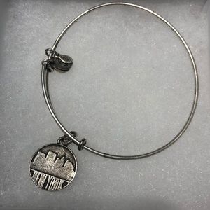 New York Alex and Ani